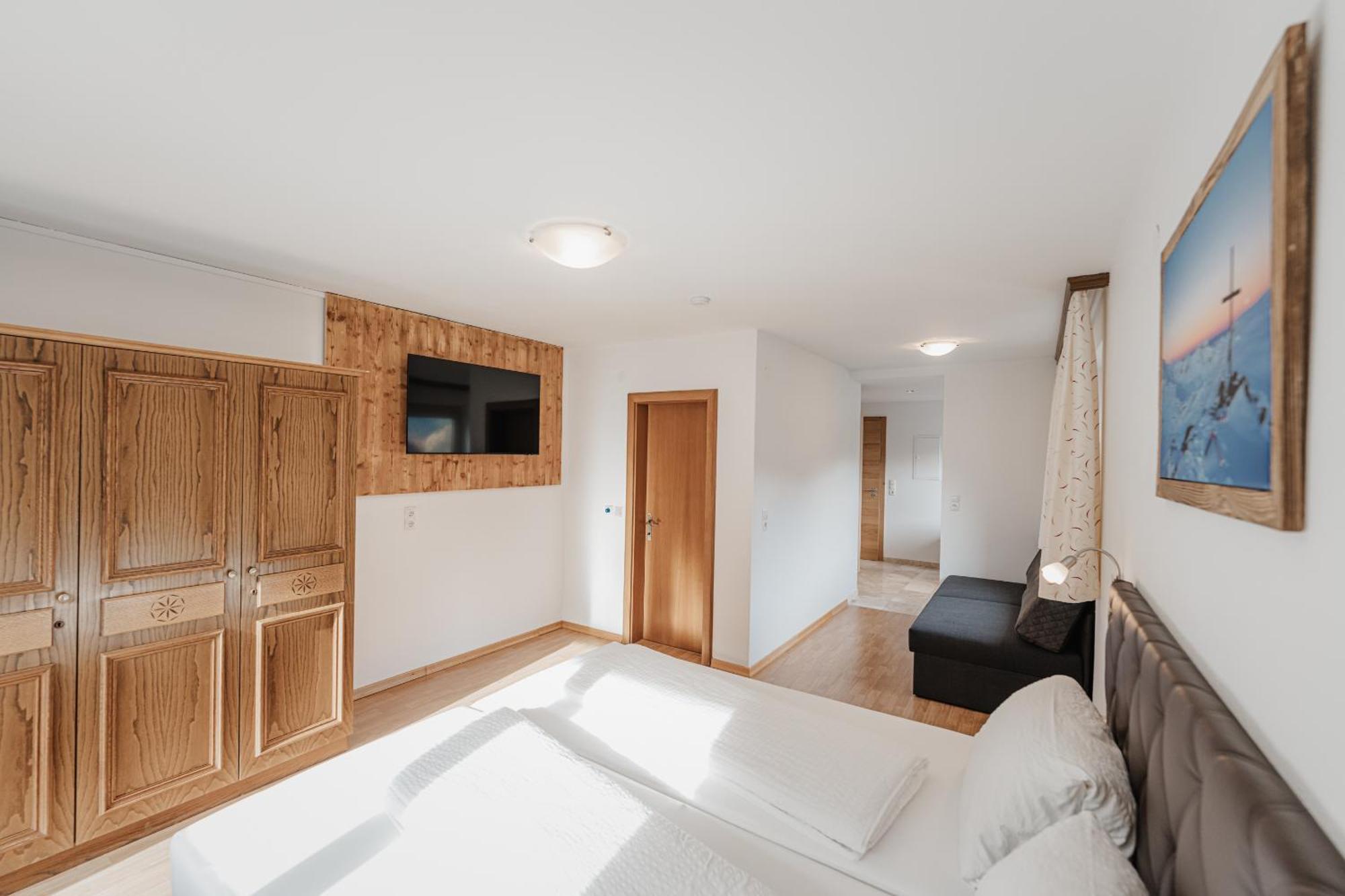 Alpenzeit Zillertal Apartments Zell am Ziller Chambre photo